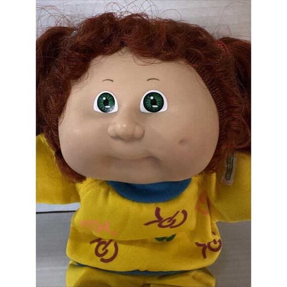 Cabbage Patch Kids Doll 1985, Has An Outfit - Picture 2 of 11